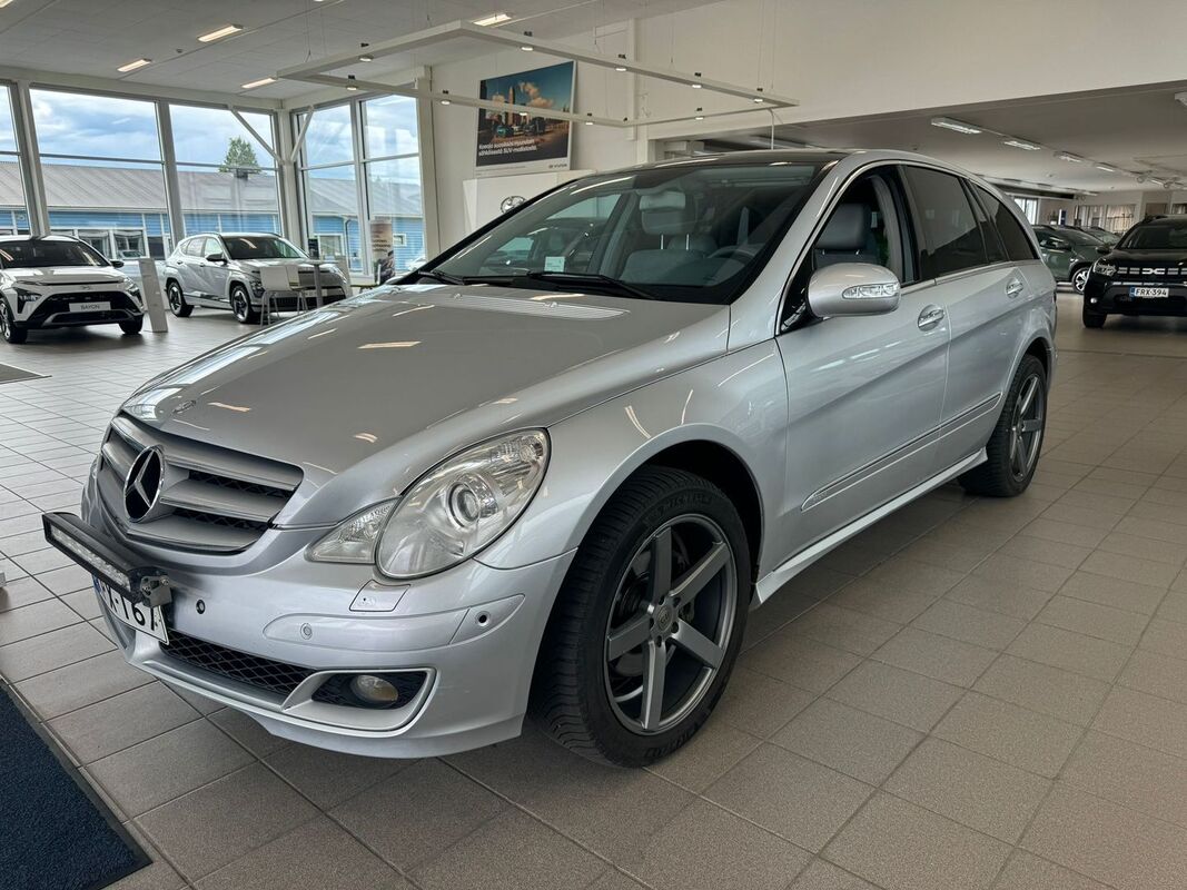 Mercedes-Benz R 320 CDI 4Matic **KORKO ALK. 2.99% + KULUT!****KOUKKU, LASIKATTO, 6-PAIKKAINEN!**, vm. 2007, 255 tkm (1 / 12)