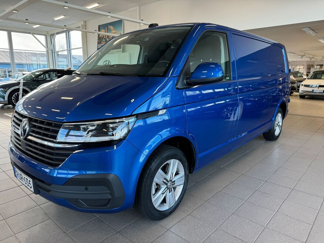 Volkswagen Transporter umpipakettiauto Pitk 2,0 TDI 150 kW 4Motion DSG **KORKO ALK. 2.99% KULUT!**ADAPT.VAKKARI, WEBASTO, LEDIT, KOUKKU JNE!**, vm. 2022, 65 tkm (1 / 11)