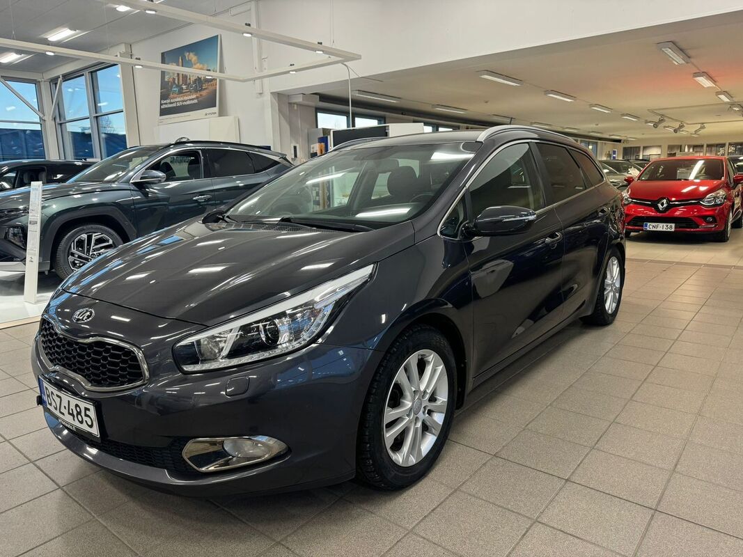 Kia cee'd 1,6 ISG EX SW EcoDynamics, vm. 2015, 200 tkm (1 / 11)