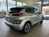 Hyundai KONA ELECTRIC 64 kWh 204 hv Style **KORKO ALK 2.99% + KULUT!**Bluelink, 1-om, Suomi auto**, vm. 2022, 36 tkm (4 / 11)