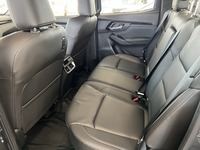 Isuzu D-MAX Double Cab 163 TDi 4WD 6AT LSE Work Edition **KORKO ALK 2.99% + KULUT!**5-P KUORMA-AUTO HETI TOIMITUKSEEN!**, vm. 2023, 12 tkm (6 / 8)