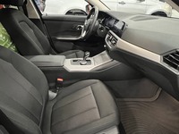BMW 330 G20 Sedan 330e A Charged Edition **SUOMI-AUTO,1-OM,NAVI**, vm. 2020, 79 tkm (11 / 15)