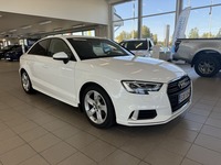 Audi A3 Sedan First Edition Business Sport 1,4 TFSI COD 110 kW ultra S tronic  **KORKO ALK 2.99% + KULUT!**, vm. 2017, 86 tkm (3 / 11)