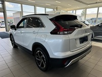 MITSUBISHI ECLIPSE CROSS 2.4 PHEV Instyle 4WD **REMOTE, KOUKKU, ADAPT.VAKKARI!**, vm. 2021, 16 tkm (2 / 13)