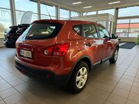 Nissan Qashqai 1,6 Visia 5MT 4x2, vm. 2008, 200 tkm (4 / 5)